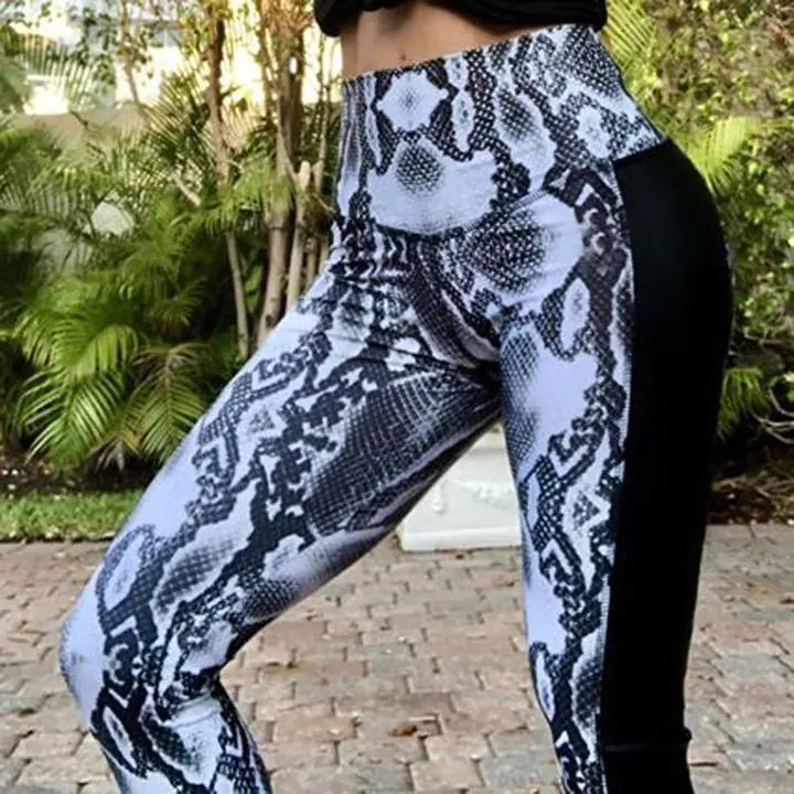 High Waisted Serpent Print Legging