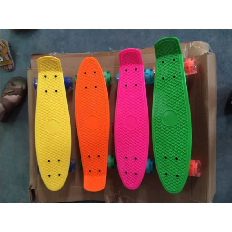 Fashion Creative Personality Wheel Four-wheel Skateboard