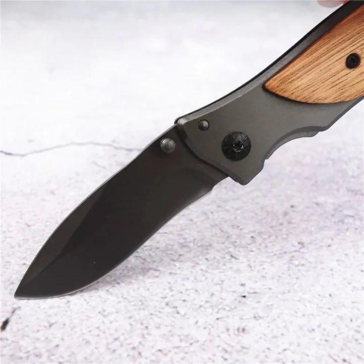 Medium Size Scout Folding Knife